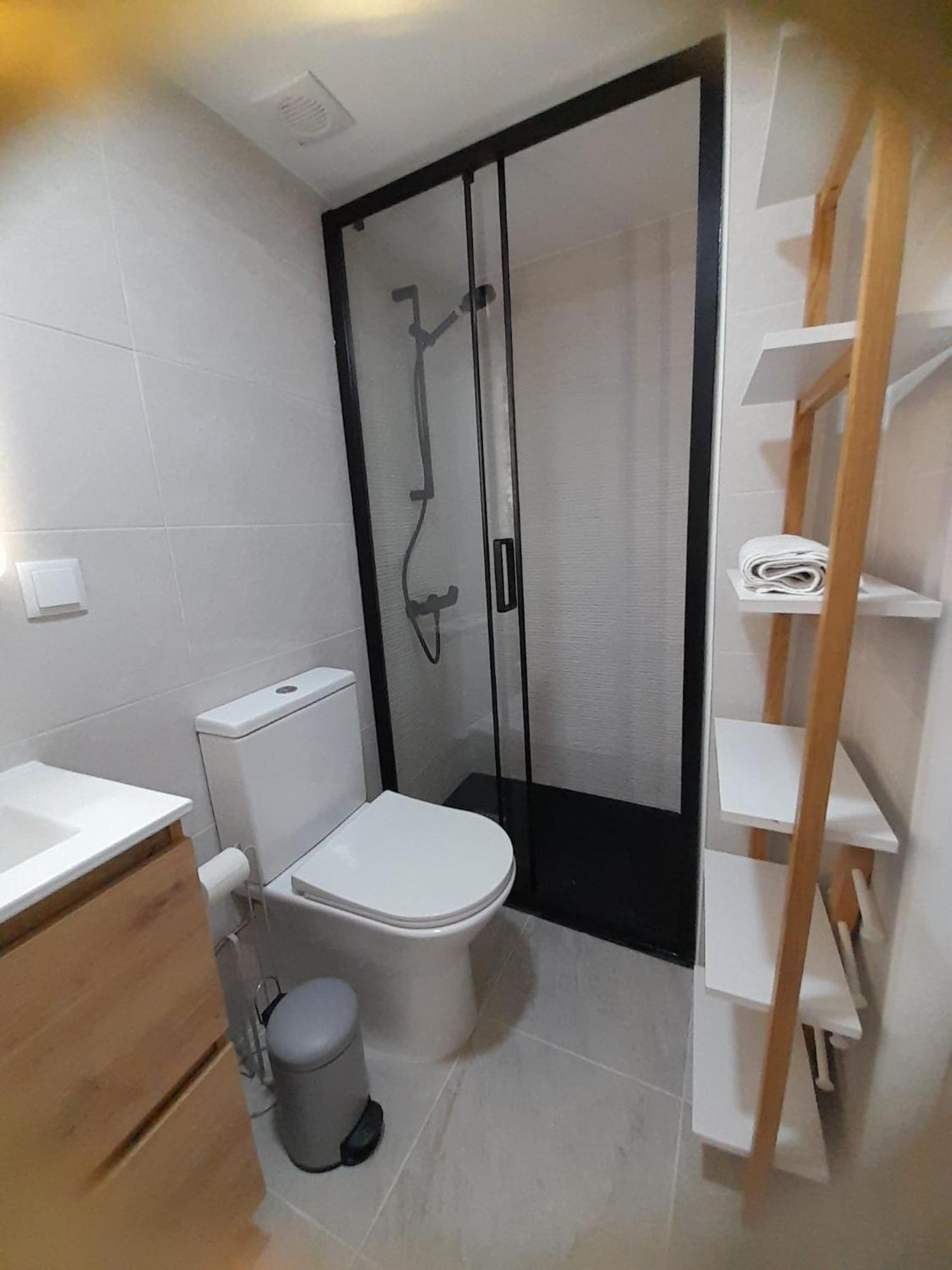 Alfama T1 Travel Apartment Lisbon Bagian luar foto